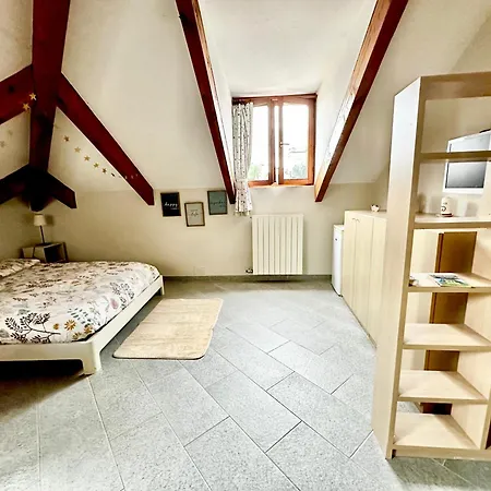 Loft Centro Storico Tommaso Турин