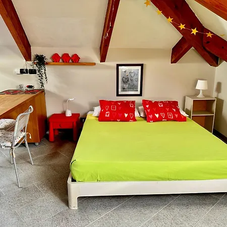 Loft Centro Storico Tommaso Apartment *