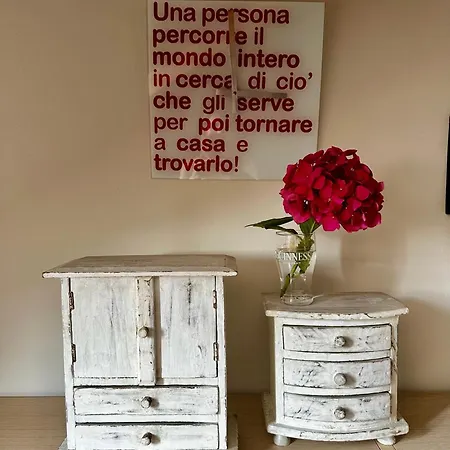 Apartment Loft Centro Storico Tommaso Turin